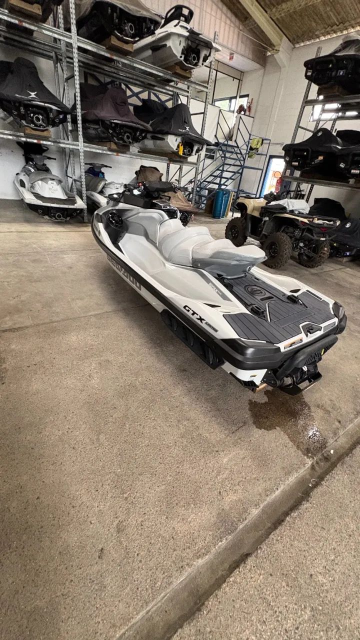 Sea doo GTX 300 LIMITED c/ 44 hs de uso ( zerado ) - Barcos e