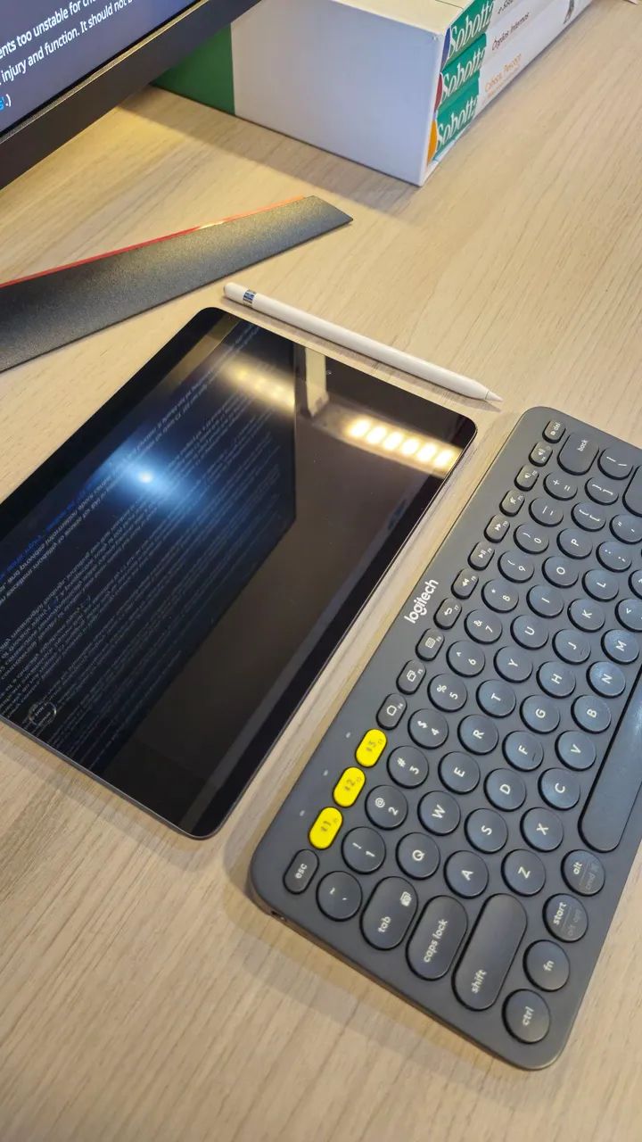 iPad 9 64GB + Apple Pencil ORIGINAL + Logitech K380 + Extra
