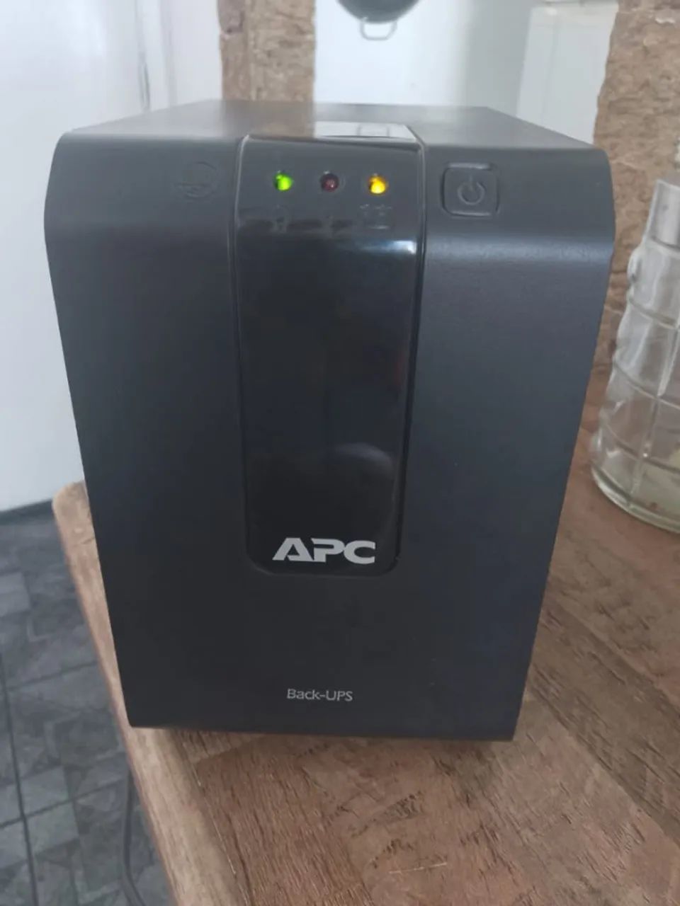 Nobreak APc Back Ups 600VA - Foto 2