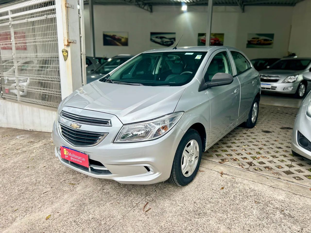 Chevrolet Onix 2016