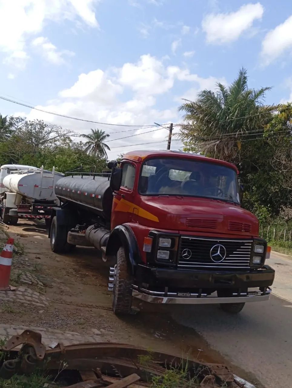 Vendo caminhão pipa