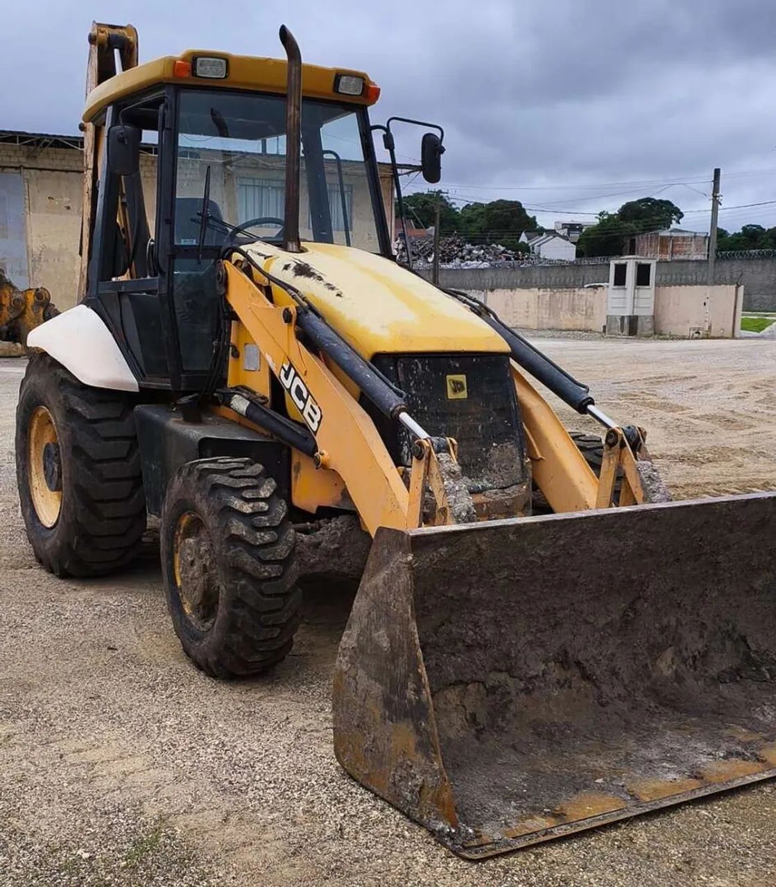 RETRO ESCAVADEIRA JCB - Foto 2