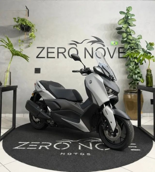 YAMAHA XMAX 250 CONNECTED | 2025  - Foto 2