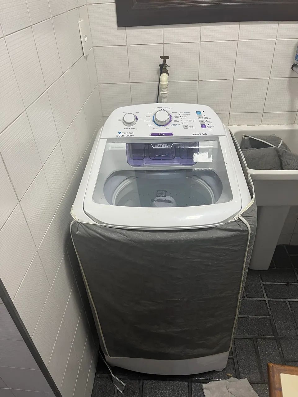 Máquina de lavar eletrolux 8,5k nova