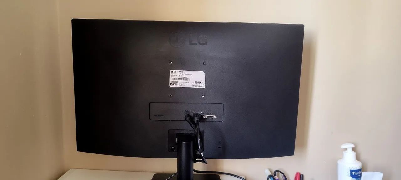 Monitor LG 23.8 full HD ips