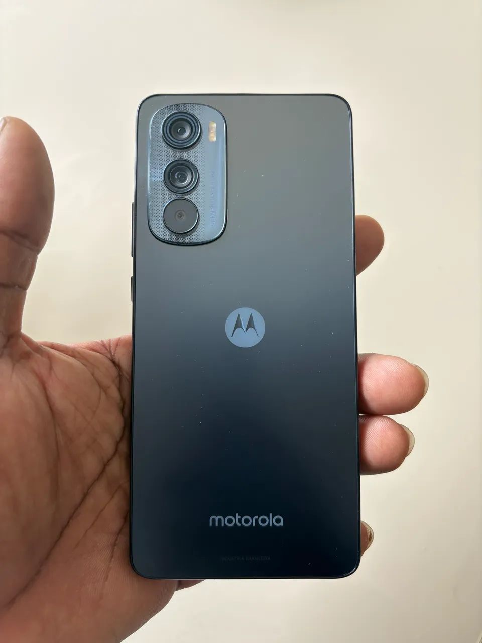 Motorola Edge 30 - Foto 2