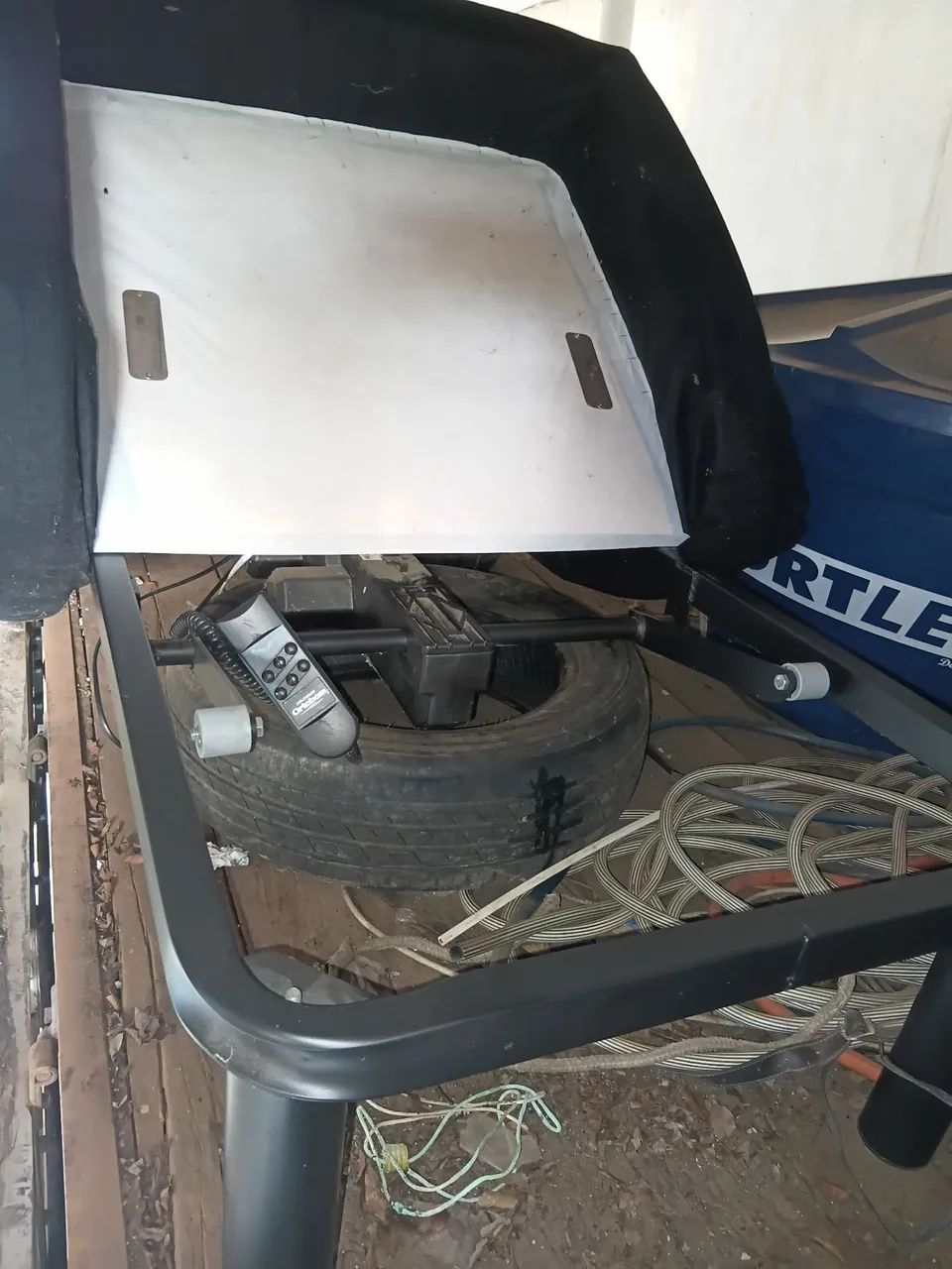 Cama de hospital com motor eletrônico  - Foto 2