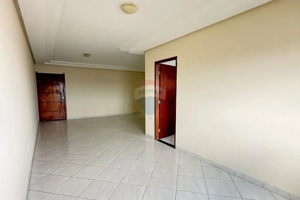 Apartamento no Centro de Teixeira de Freitas - Foto 4