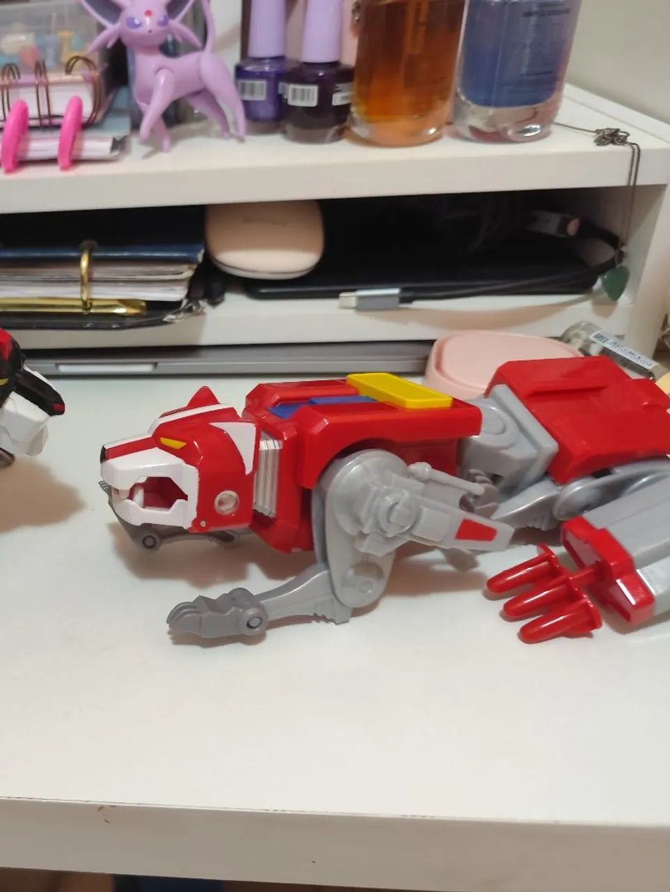 Voltron figure classic leão vermelho