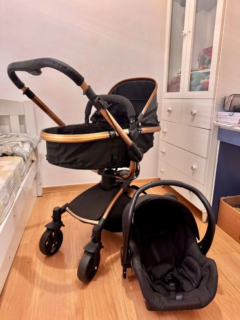 Carrinho de bebê 3 em 1 + Bebê conforto 360gruas Vulkan Galzerano  - Foto 2