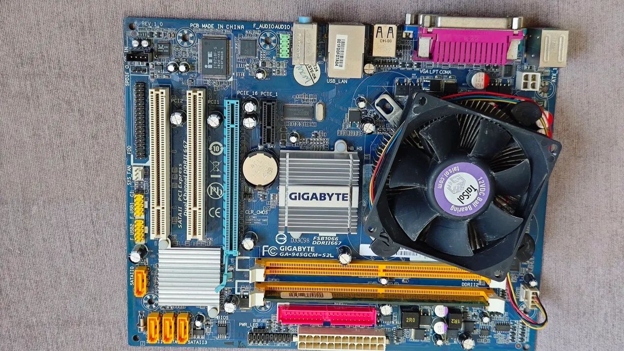 Kit Antigo Funcional Intel Pentium 4 + 1GB RAM DDR2 | Testado