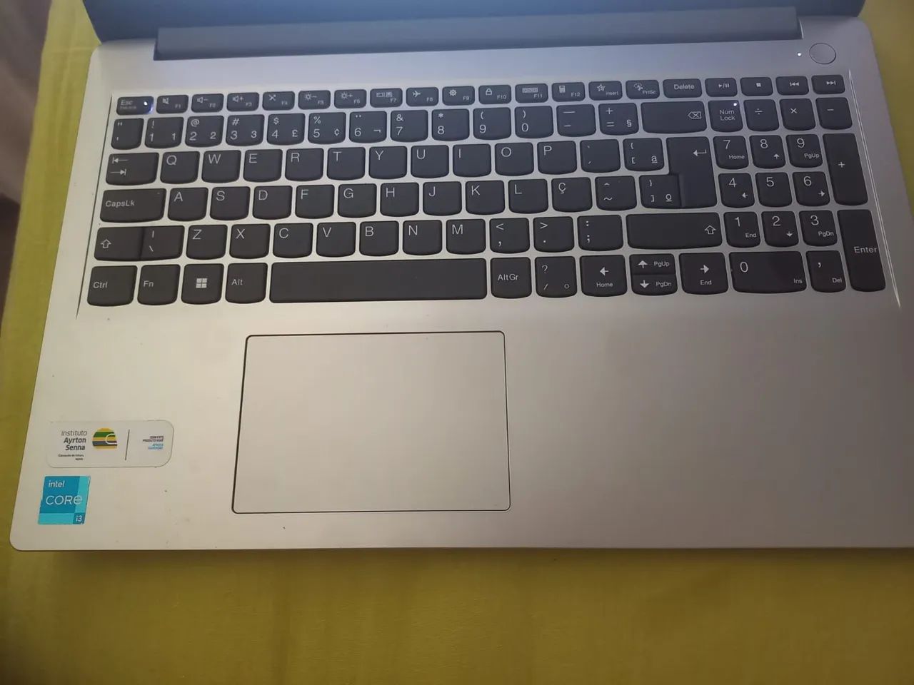 Notebook Lenovo  - Foto 2