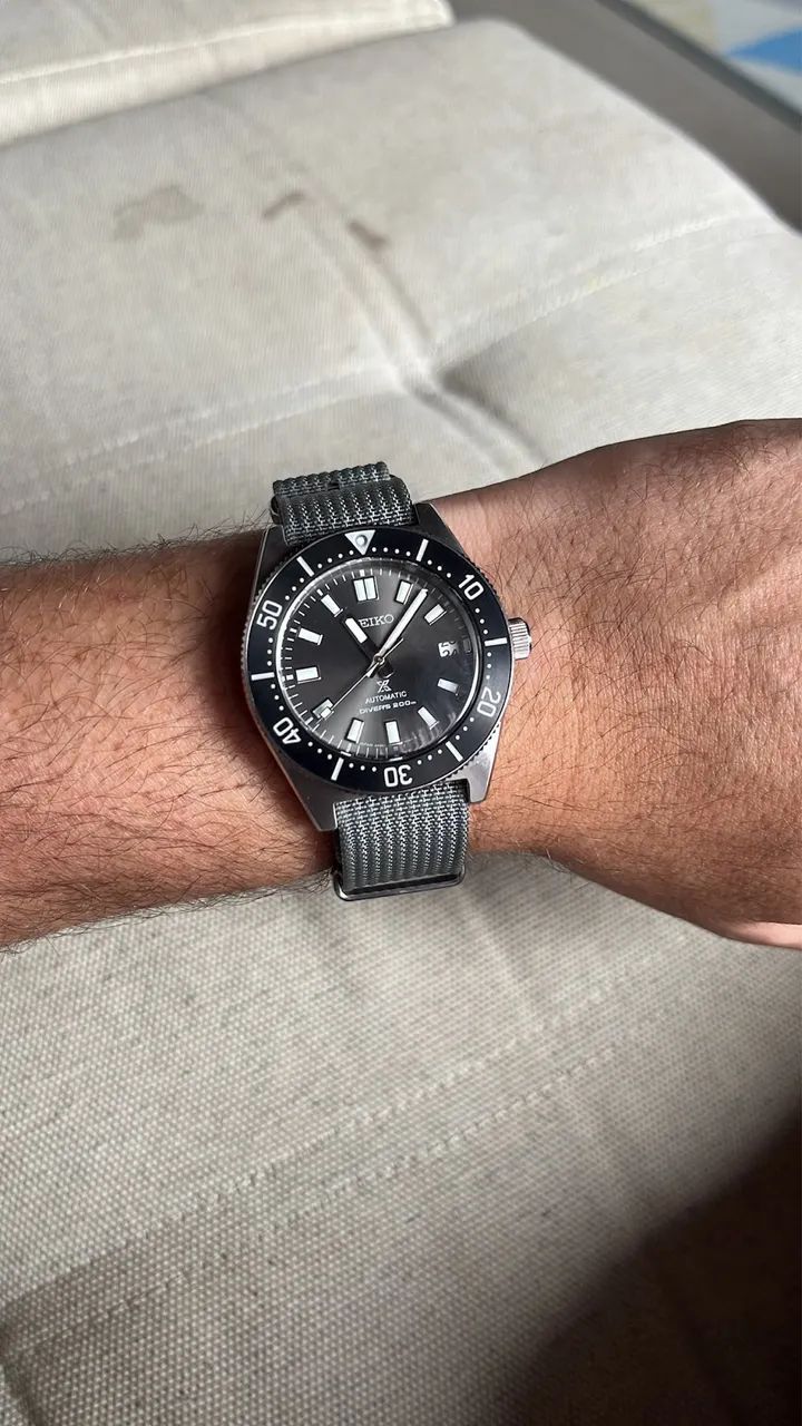 Seiko Prospex SPB143J1 - 62MAS reinterpretation