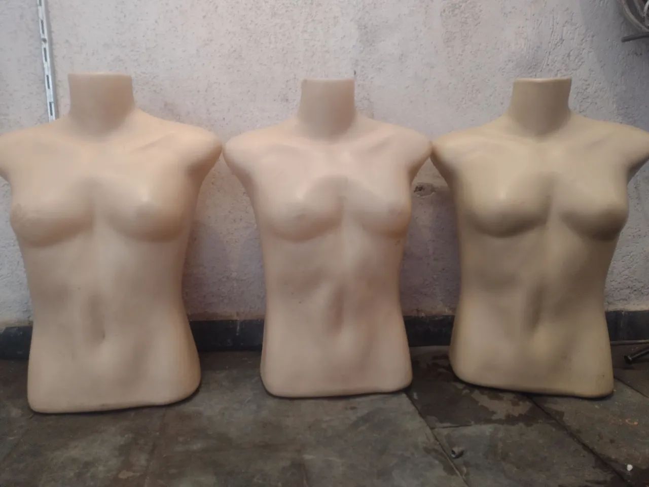 Kit com 3 manequins de Busto feminino 50,00
