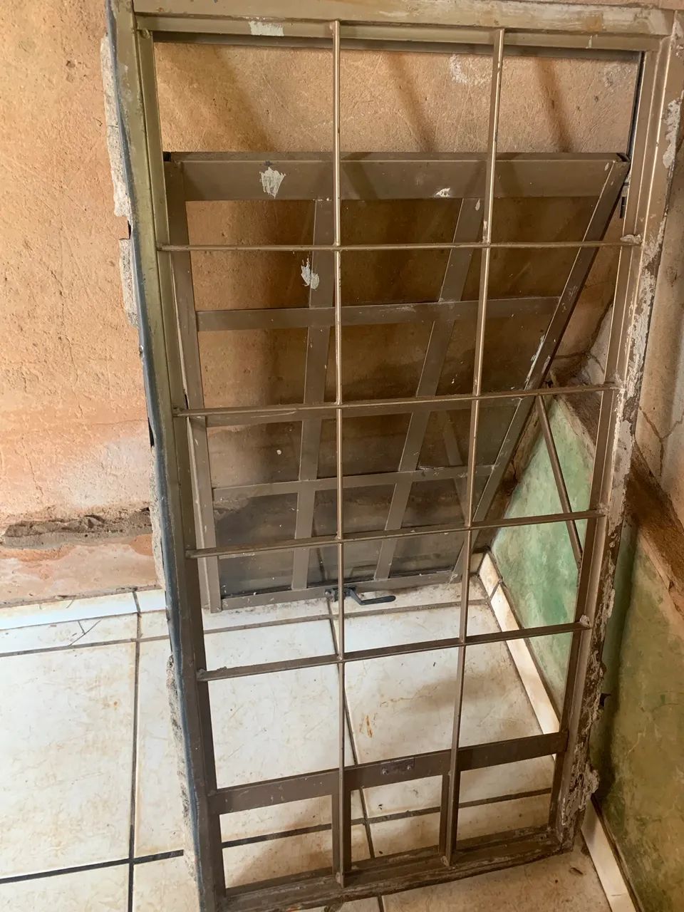 Window65204105178113122