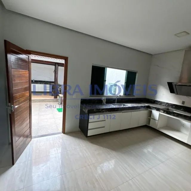 IMOBILIÁRIA LIBRA IMÓVEIS VENDE SOBRADO  - Foto 3