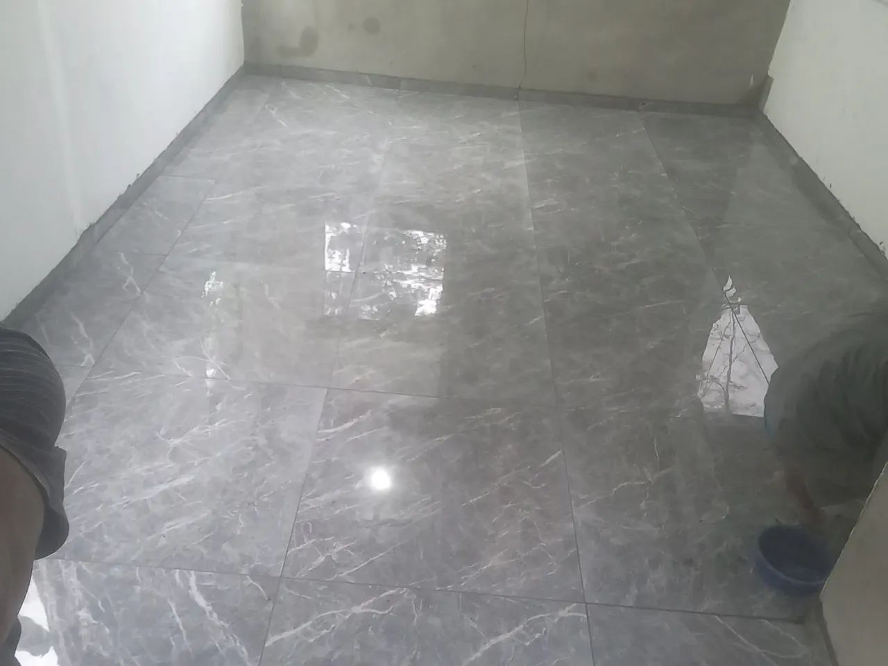 Pedreiro disponível 