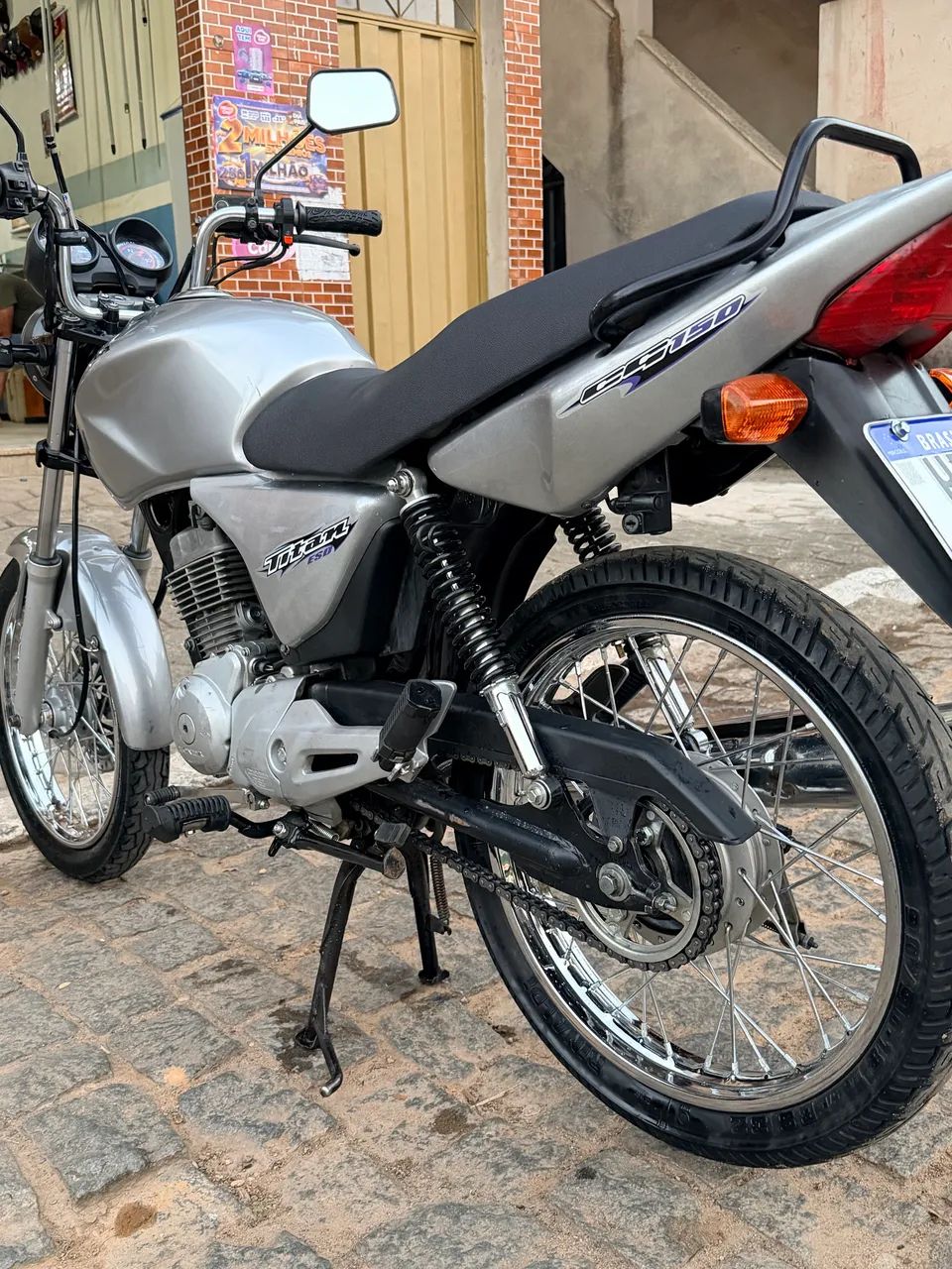 Honda 150 titan  - Foto 2