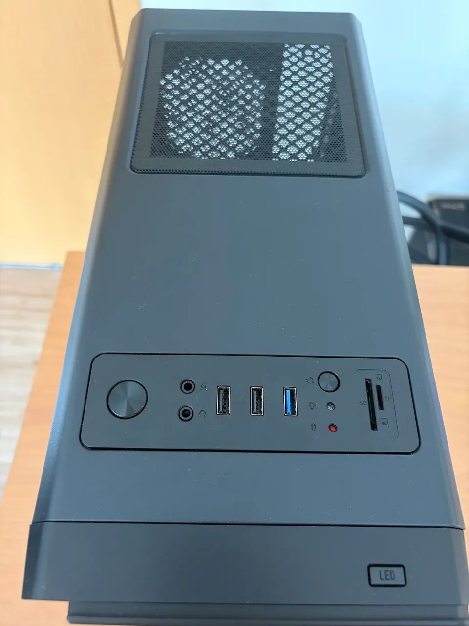 Gabinete Aerocool Rift - Foto 4