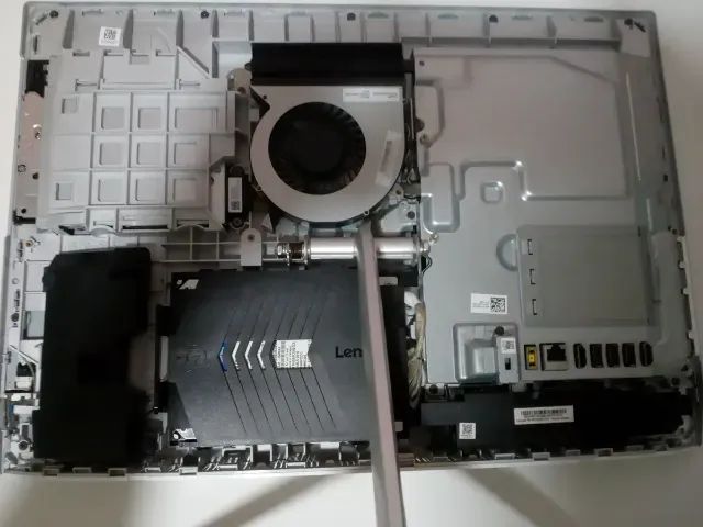 Lenovo Ideacentre Aio 510-22asr - TELA COM DEFEITO - Foto 3