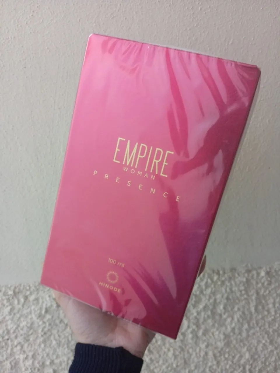  Hinode Empire Woman Presence