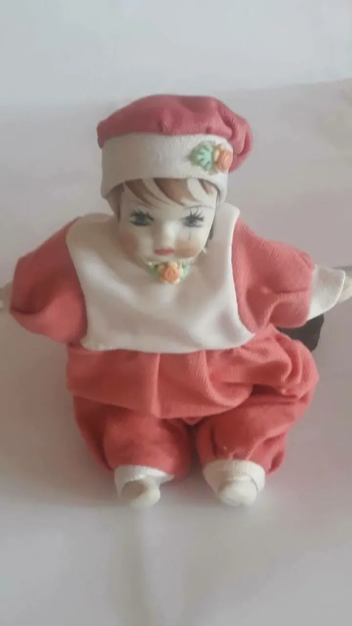 Mini Boneca Antiga de Porcelana - Foto 5
