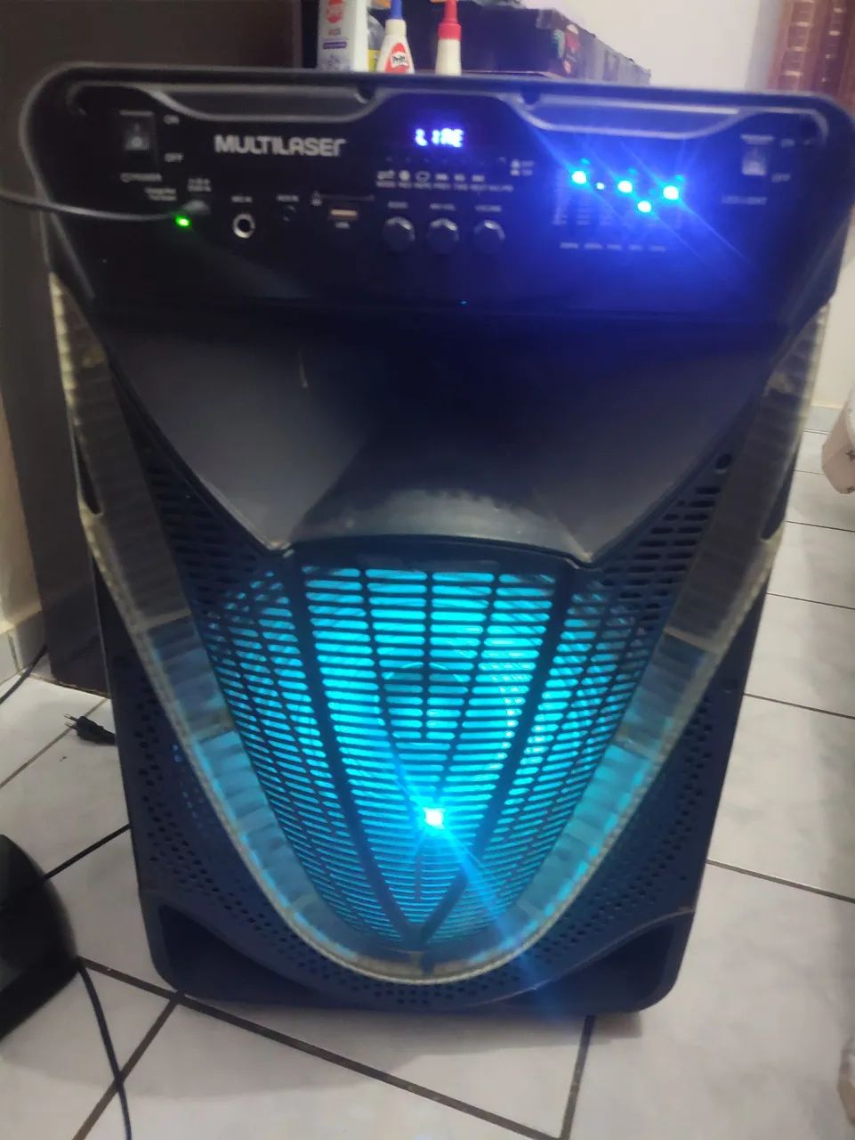 TV, Microondas, Computador e Caixa de Som - Foto 3