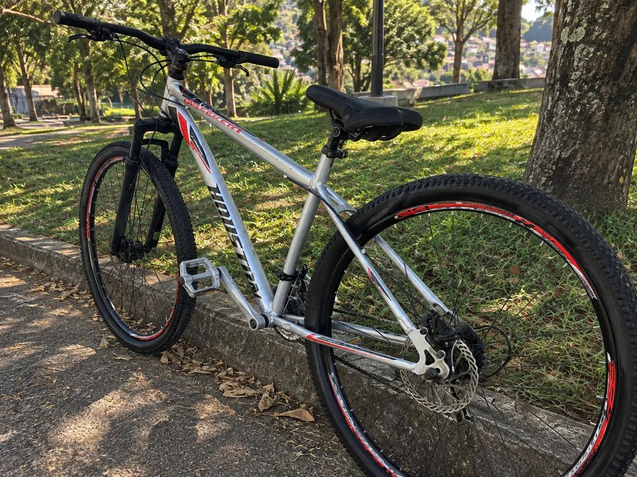 Bicicleta ARO 29 - Impecável  - Foto 3