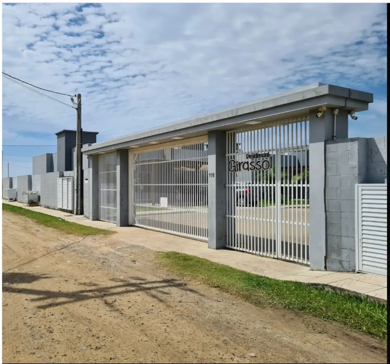 Casa de condomínio para venda com 107 metros quadrados com 3 quartos - Foto 3