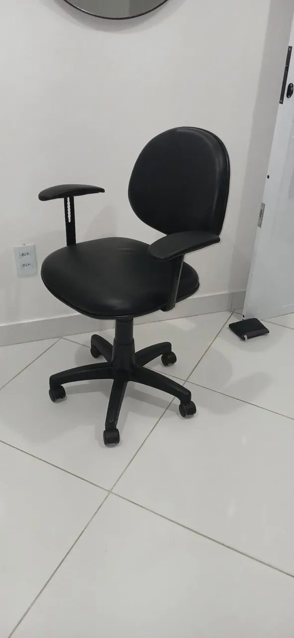 Cadeira de escritório modelo diretor  - Foto 2