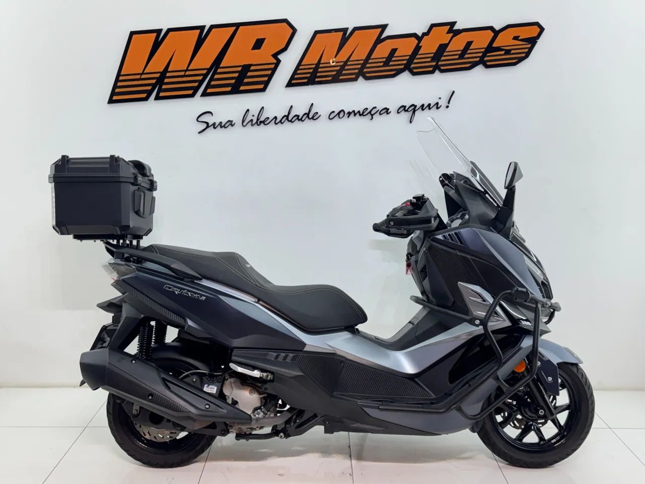 DAFRA CRUISYM 300 ABS