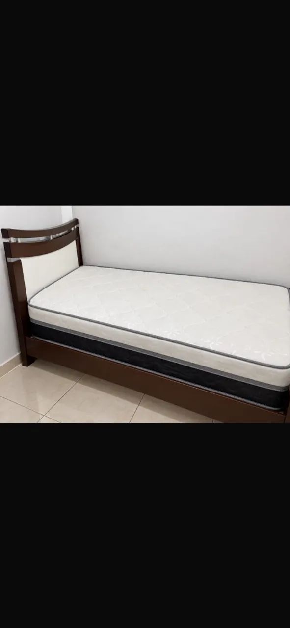 Vendo cama de solteiro com colchão de mola ensacada  - Foto 2
