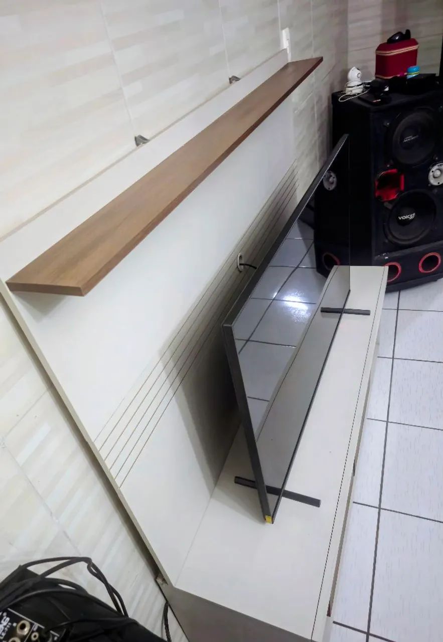 Rack com painel em otimo estado - Foto 2