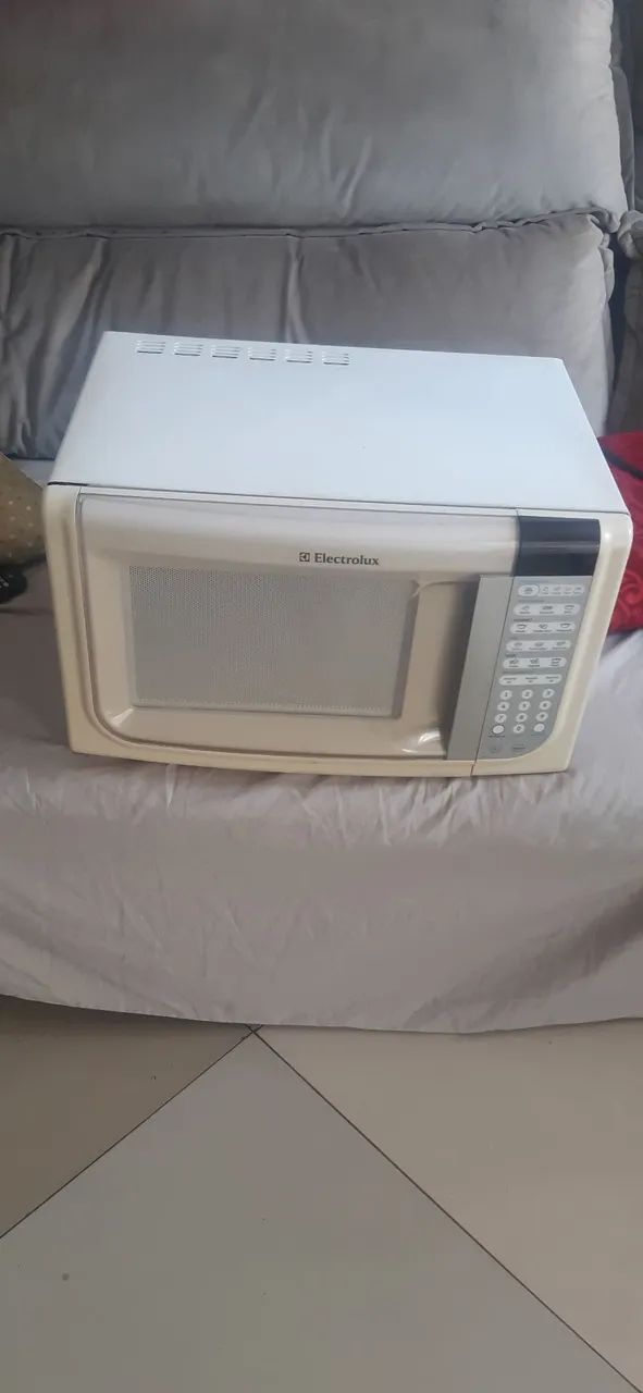 Micro-ondas funcionando perfeitamente  - Foto 2