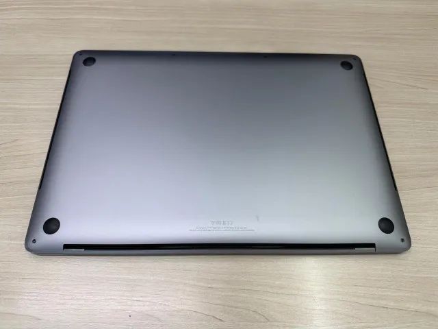 Apple MacBook Pro 15" Retina - Intel Core i9 - 32 GB - SSD 1 TB - Foto 3