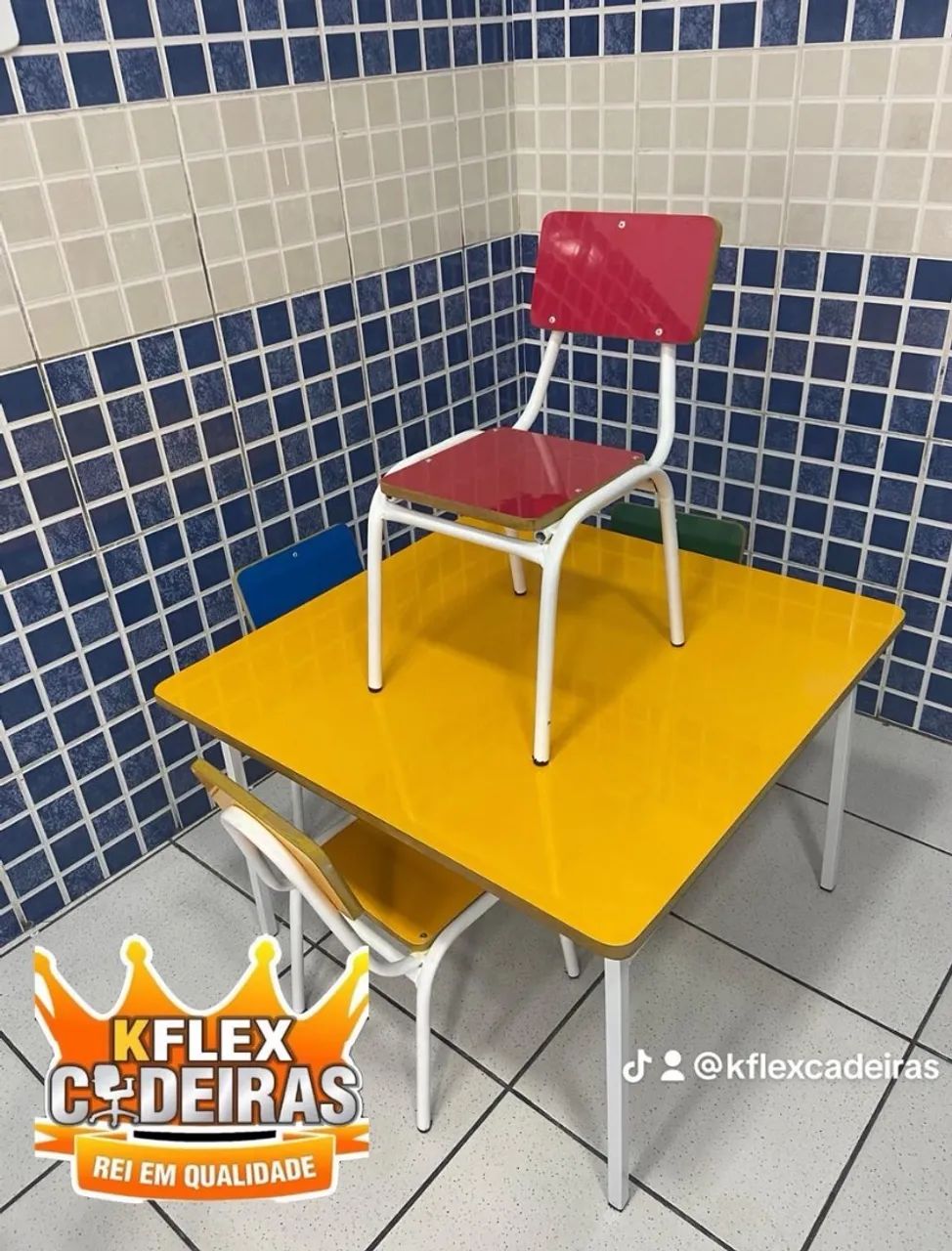 Conjuntinho infantil em fórmica colorida  - Foto 3