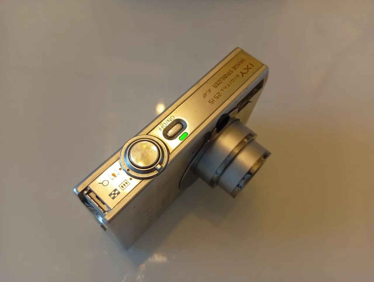 Canon IXY Digital 25IS - Foto 2