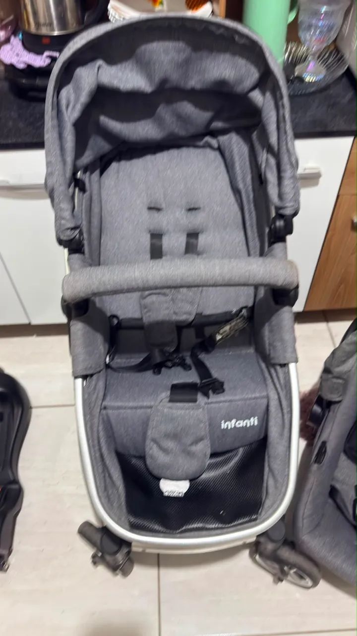  Vendo carrinho de bebê  - Foto 5