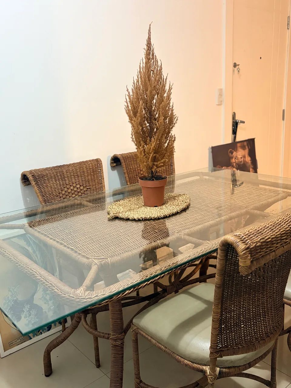 Mesa de janta 4 ou 6 lugares  - Foto 2