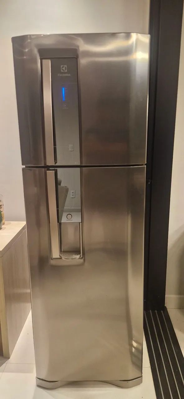 Geladeira Eletrolux DW42X