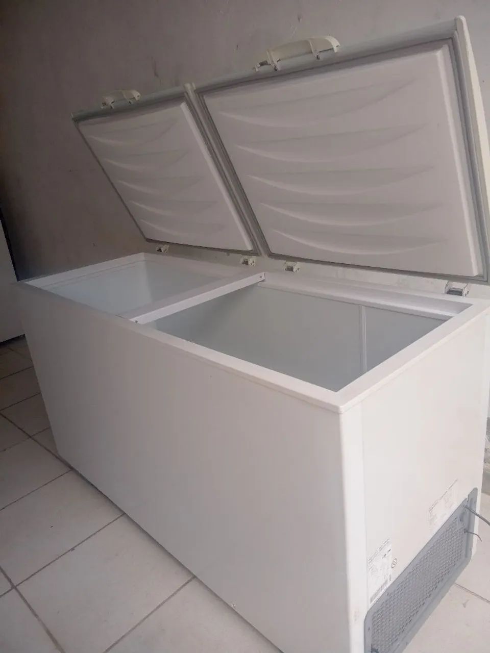 FREEZER DE 2 TAMPAS GELOPAR  - Foto 4