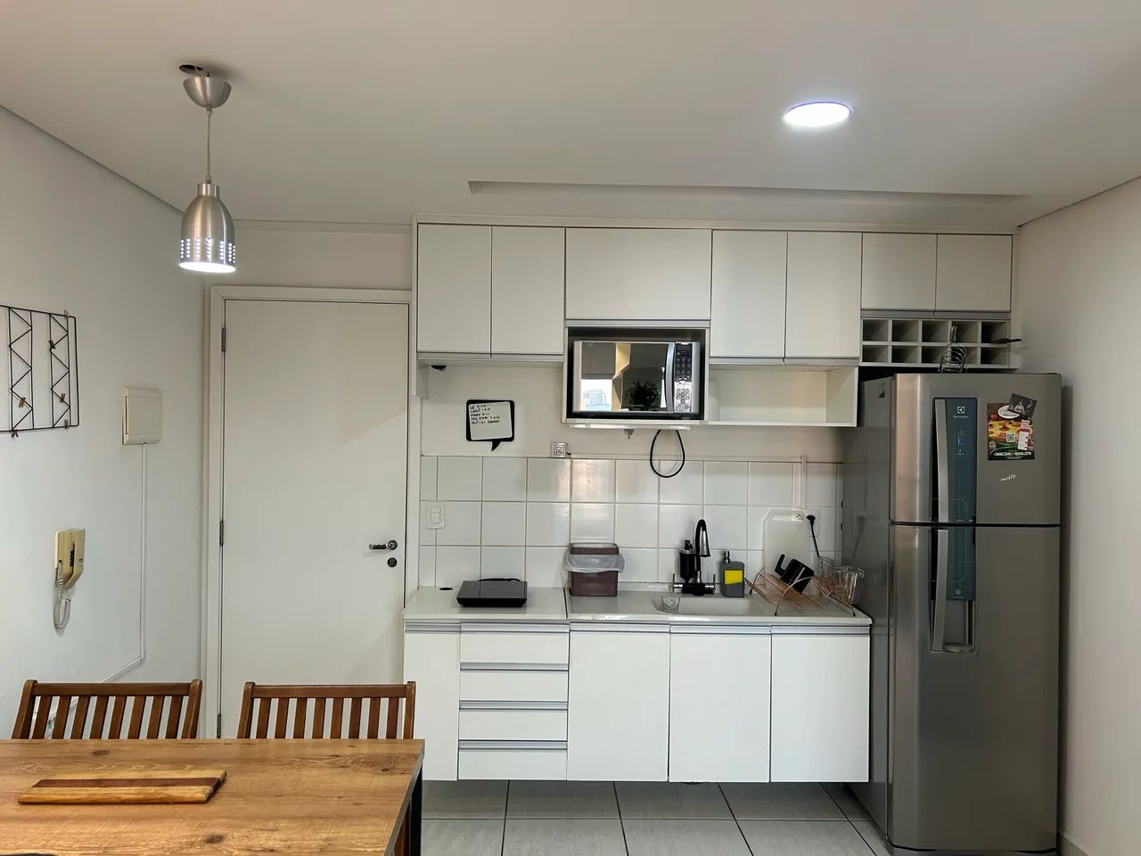 Apartamento Studio Mobiliado e com Vaga de Garagem - Foto 2