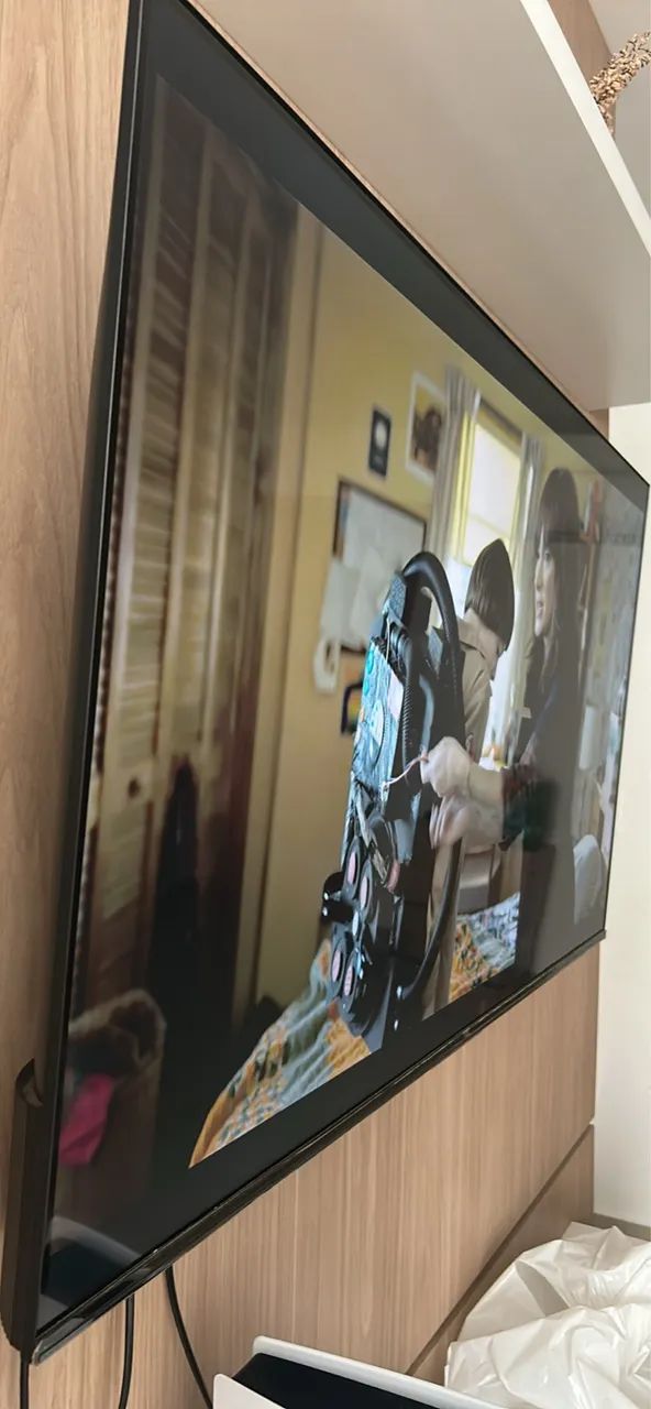 TV SMART 50 POLEGADAS TCL( GOOGLE TV E COMANDO DE VOZ)