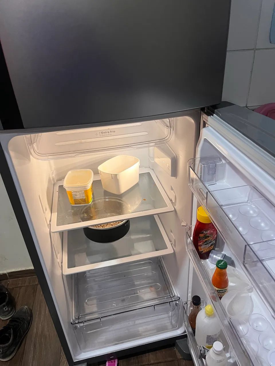 Geladeira à Venda - Ótimo Estado e Funcionando Perfeitamente - Foto 2