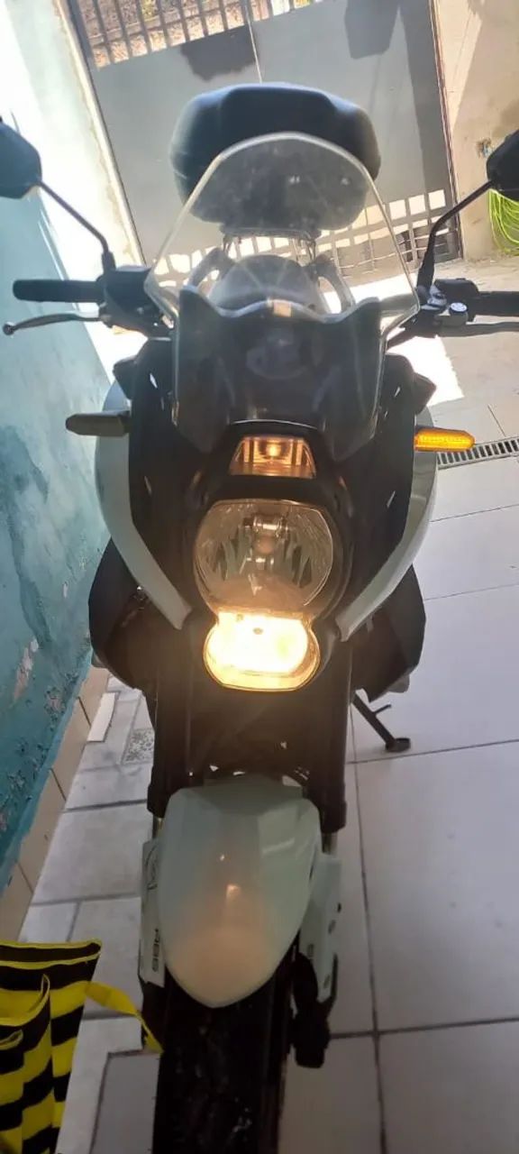 Kawasaki 650, Branca  - Foto 5