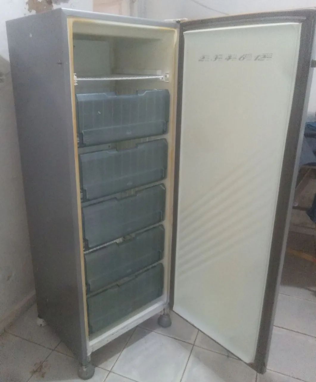 Freezer Vertical Brastemp clean 