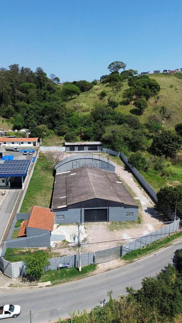Barracão para alugar em Vinhedo, Capela, com 1600 m²