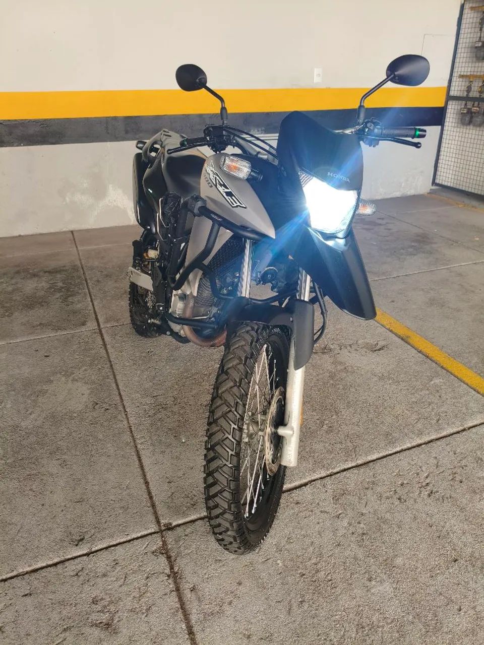 Xre300 - Foto 2