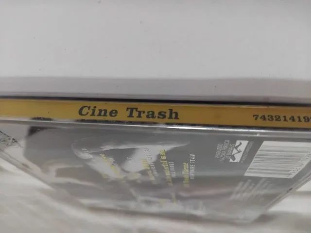 CD Cine Trash  - Foto 4