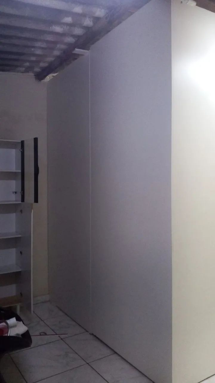 Vendo divisória com porta e fechadura  - Foto 4